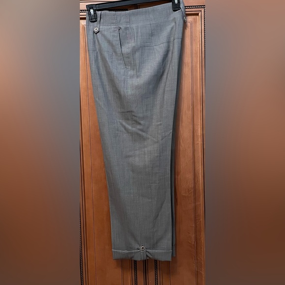 GUNEX Brunello Cucinelli Gray Cuffed Trousers. Made in Italy. Size 8 - Picture 1 of 9